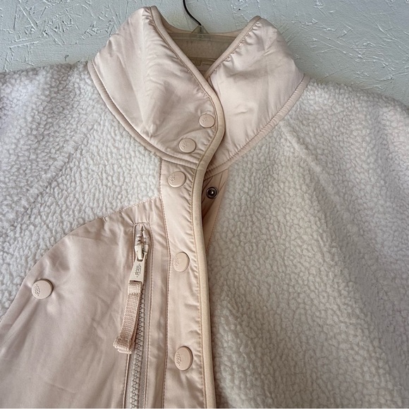 Movement by Free People Cream Hit The Slopes Fleece Jacket Size Large Oversized - Picture 9 of 16